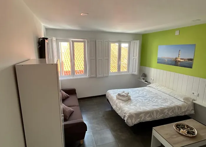 Plaza Portugal Gæstehus 3*